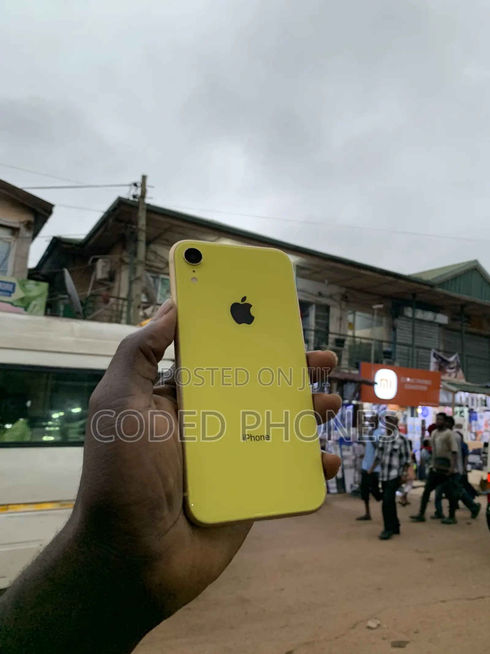 Apple iPhone XR 64 GB Yellow