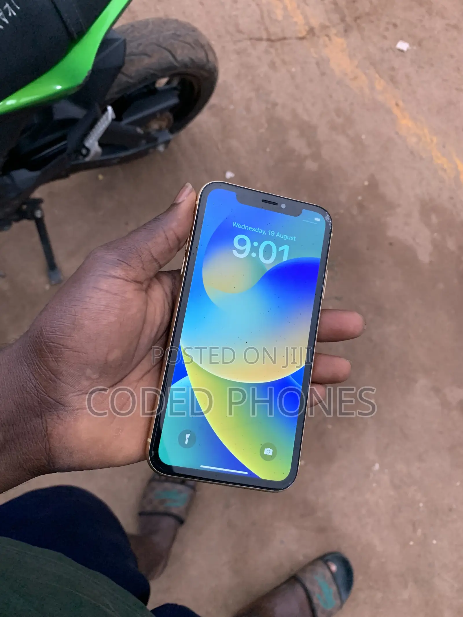 Apple iPhone XR 64 GB Yellow