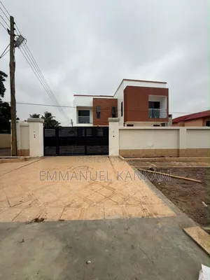 4bdrm House in Sakumono for sale