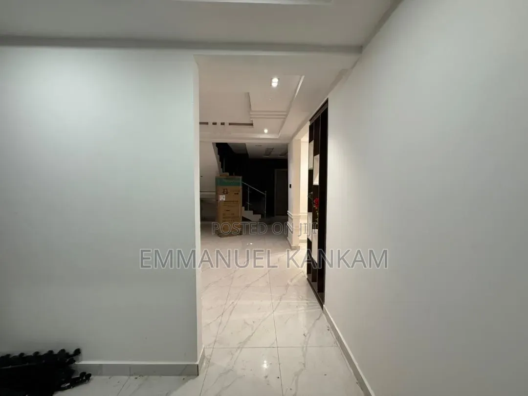 4bdrm House in Lashibi for sale