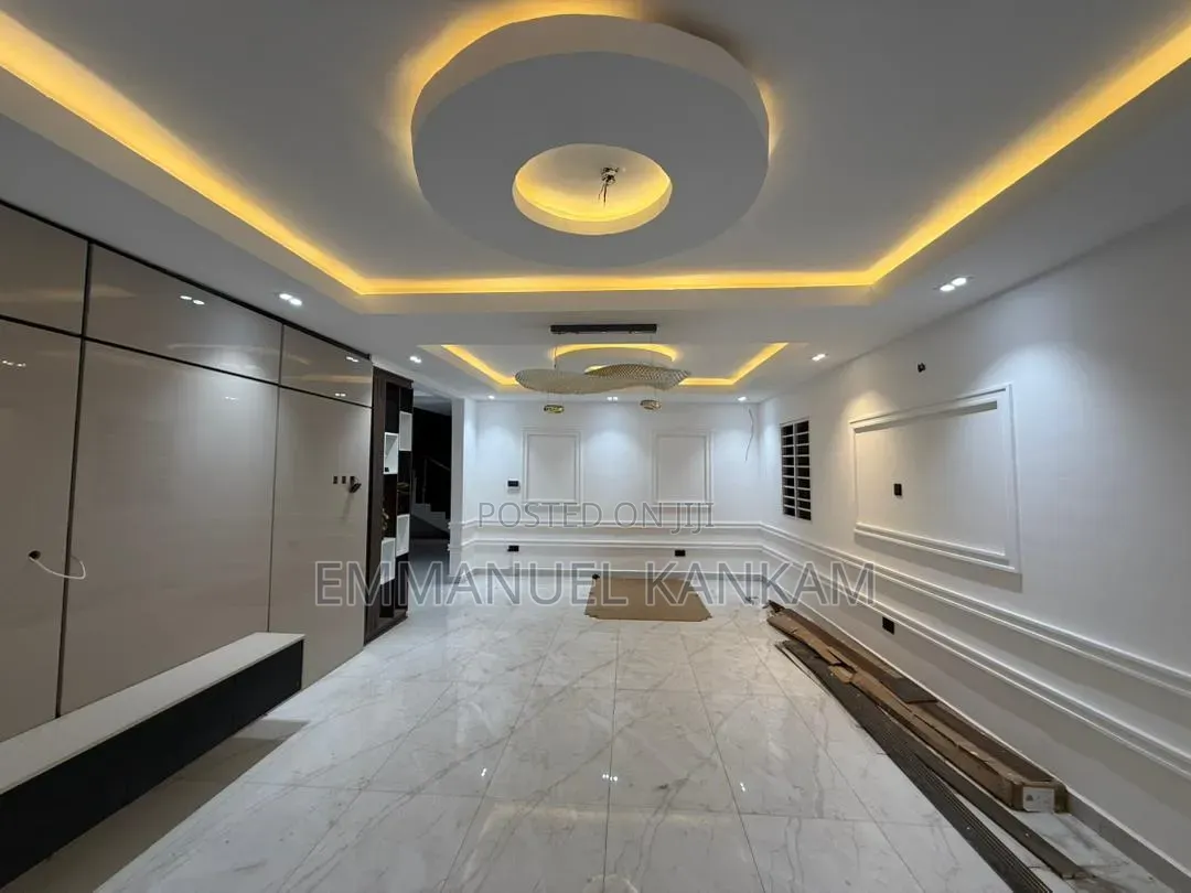 4bdrm House in Lashibi for sale