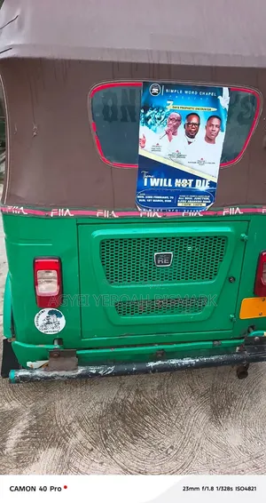 Bajaj RE 2024 Green