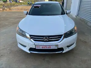 Honda Accord Sport 4dr Sedan FWD (2.4L 4cyl 2A) 2016 White