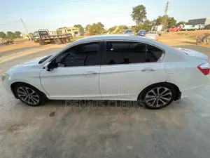 Honda Accord Sport 4dr Sedan FWD (2.4L 4cyl 2A) 2016 White