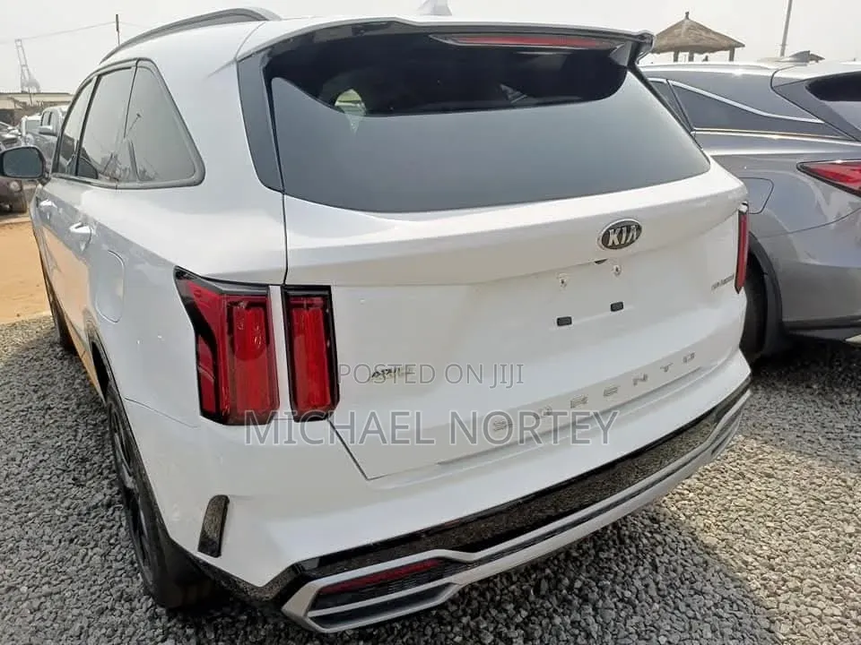 Kia Sorento SX 2021 White