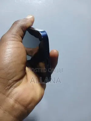 Apple iPhone 12 64 GB Black