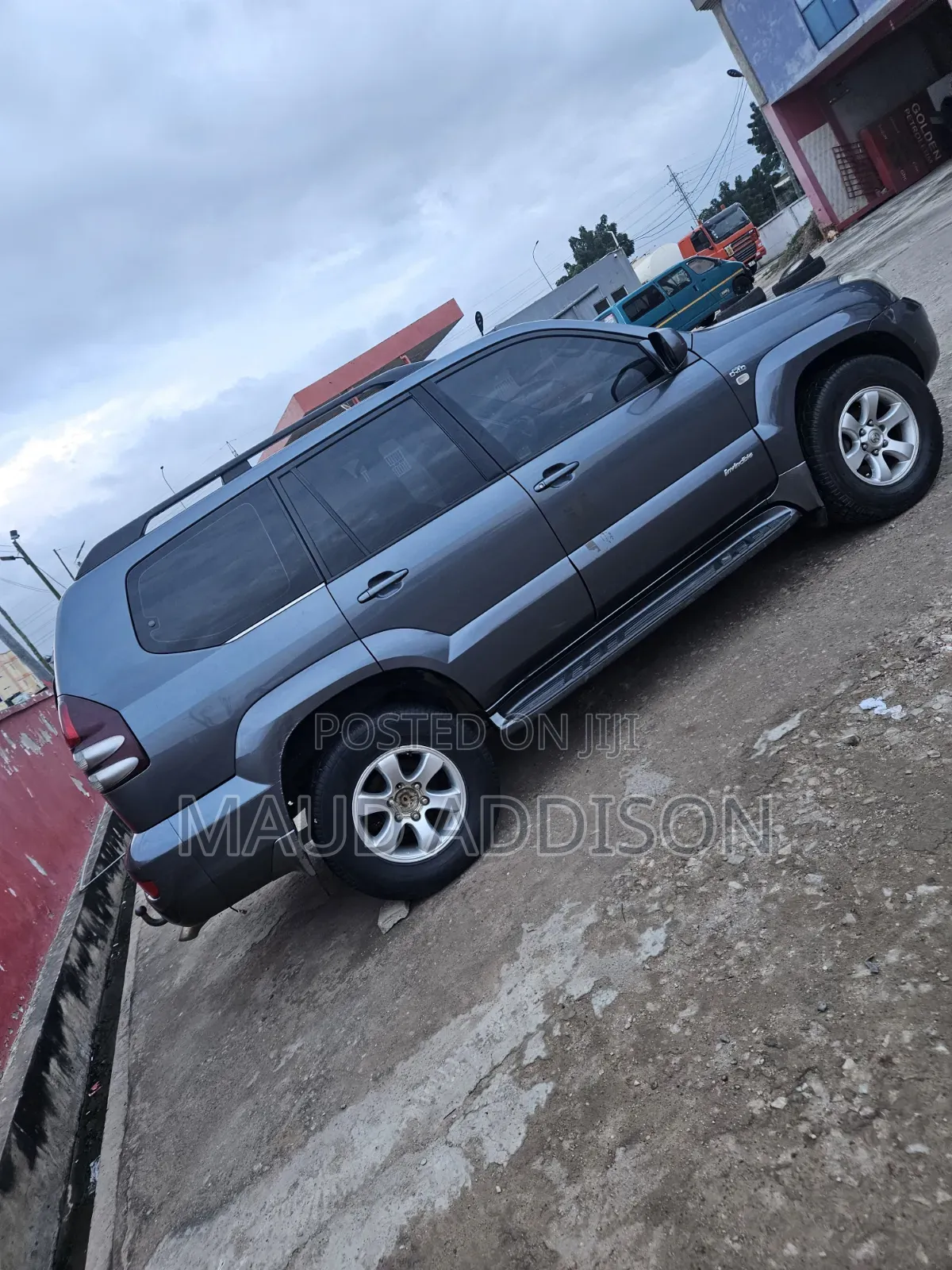 Toyota Land Cruiser Prado 2010 Gray