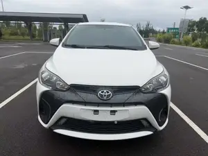 Toyota Yaris L Hatchback 5dr 2017 White