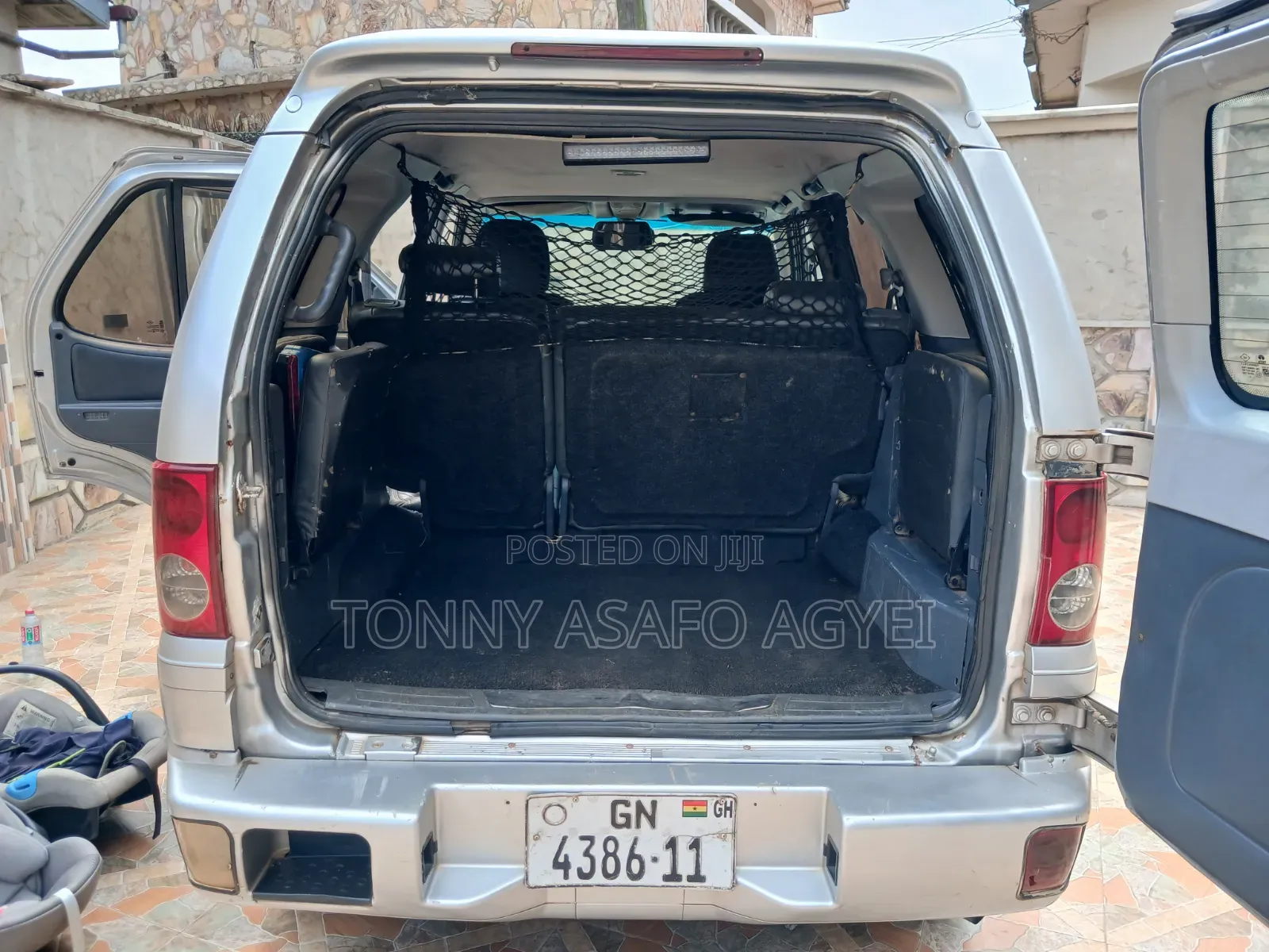 Tata Safari 2011 Silver