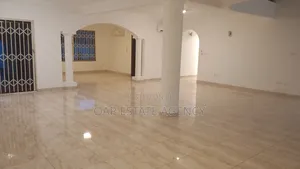 5bdrm House in Airport Residential for rent
