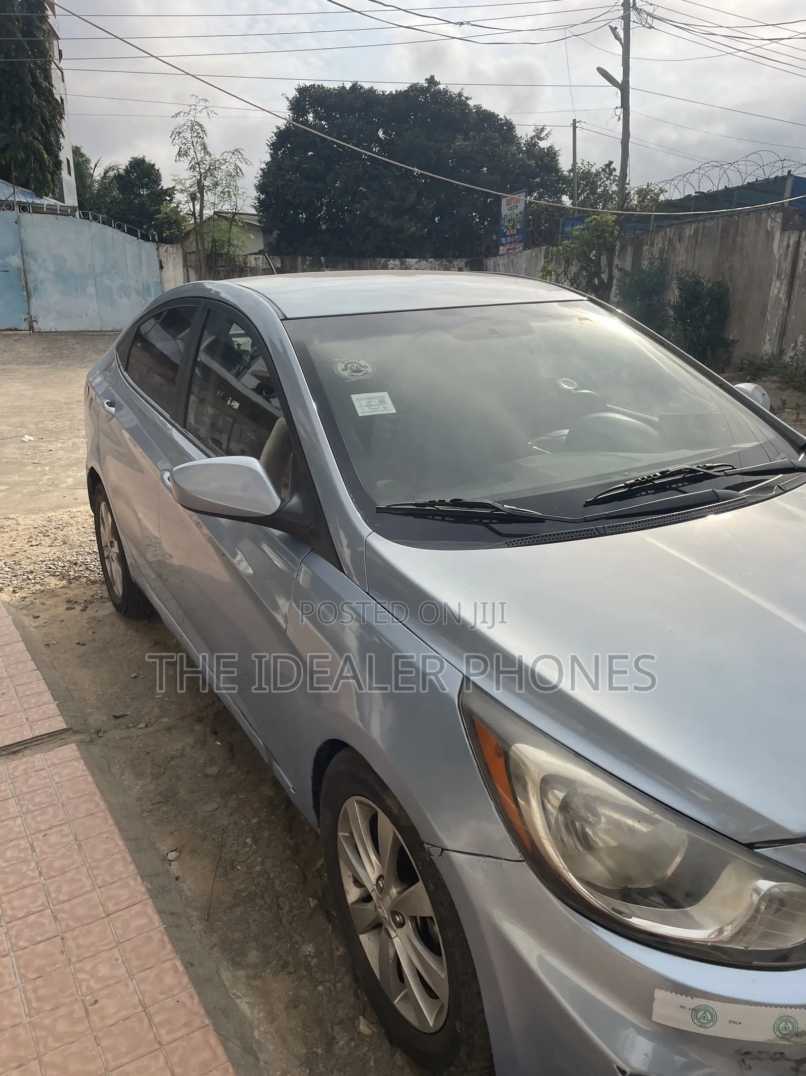 Hyundai Accent 2012 Blue