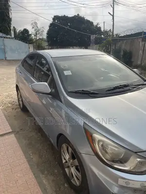 Hyundai Accent 2012 Blue