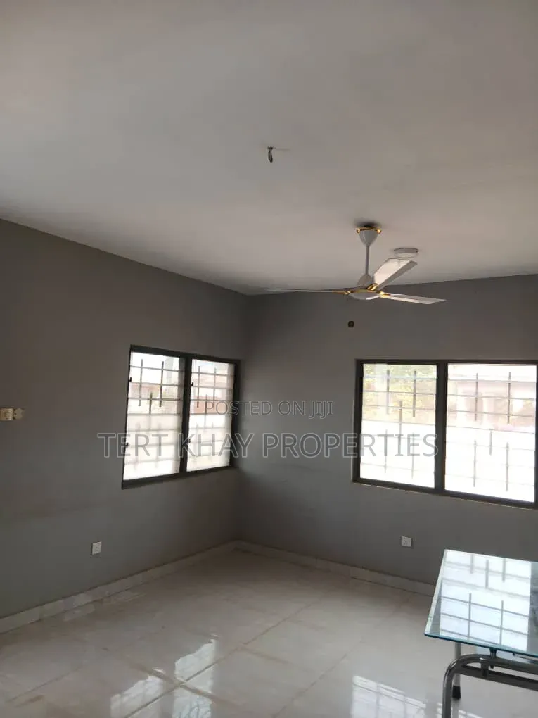 2bdrm House in Lashibi for rent