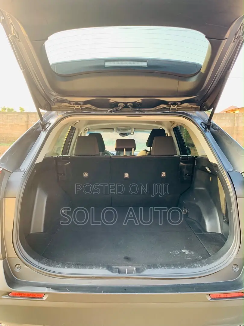 Toyota RAV4 LE FWD 2020 Gray