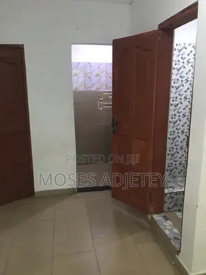 1bdrm House in Bush Road, Teshie for rent