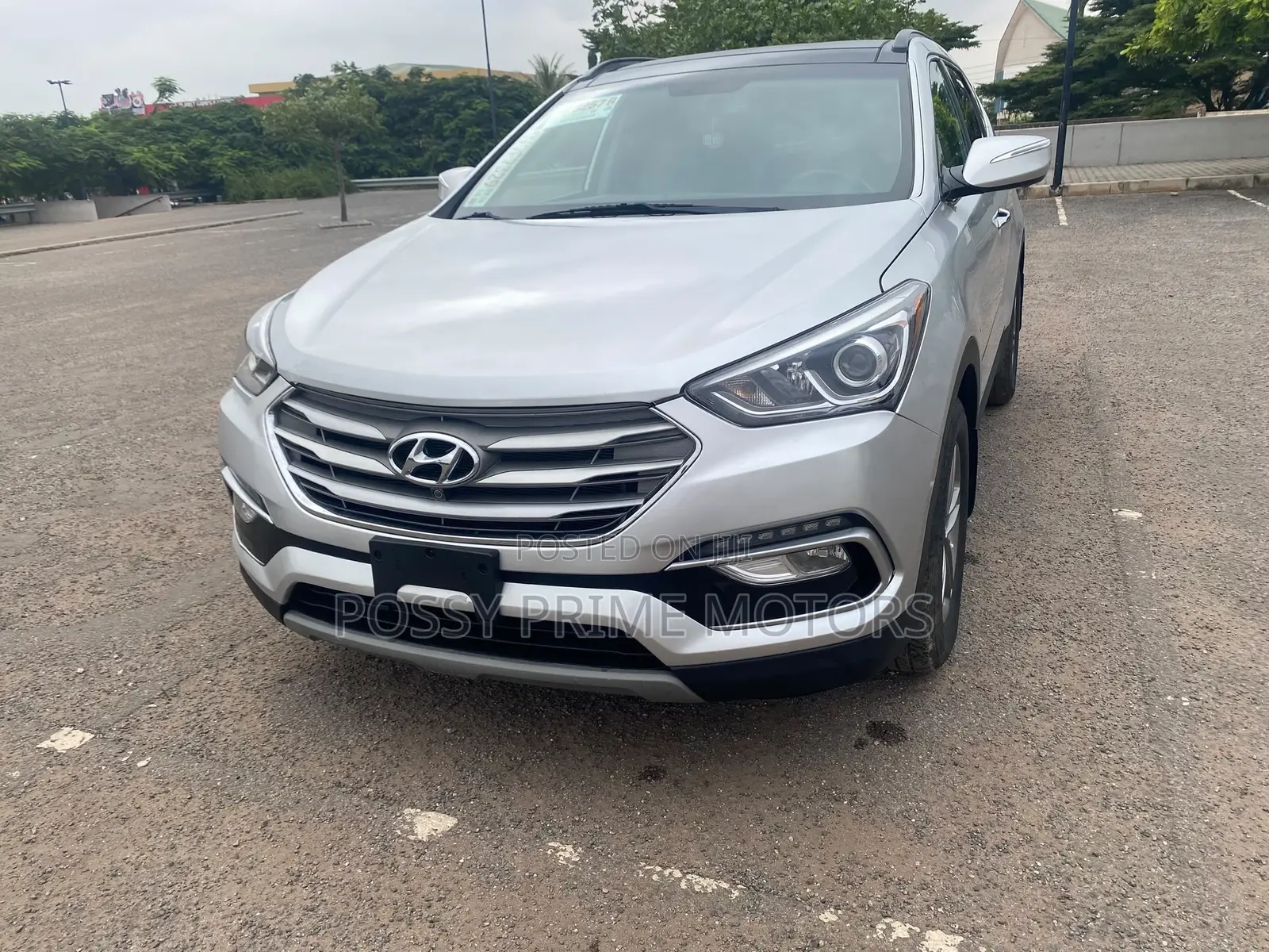 Hyundai Santa Fe SE Ultimate FWD 2018 Silver