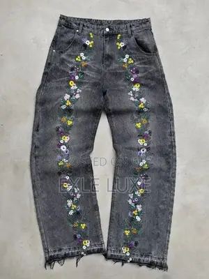 Floral Wide-Leg Baggy Jeans