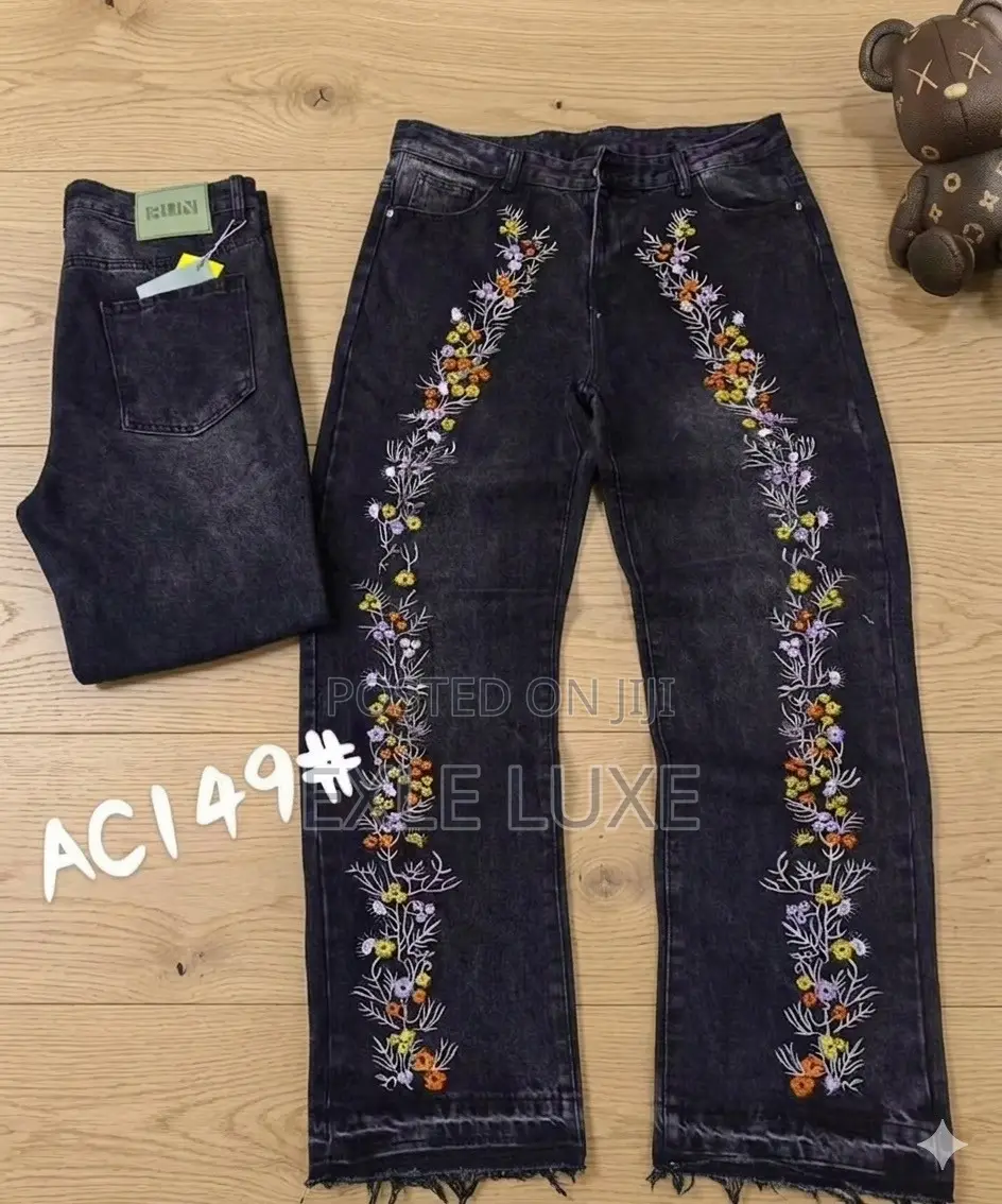 Floral Wide-Leg Baggy Jeans