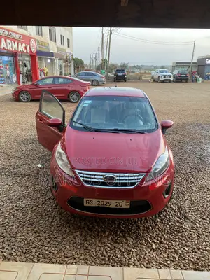 Ford Fiesta SE Sedan 2012 Red
