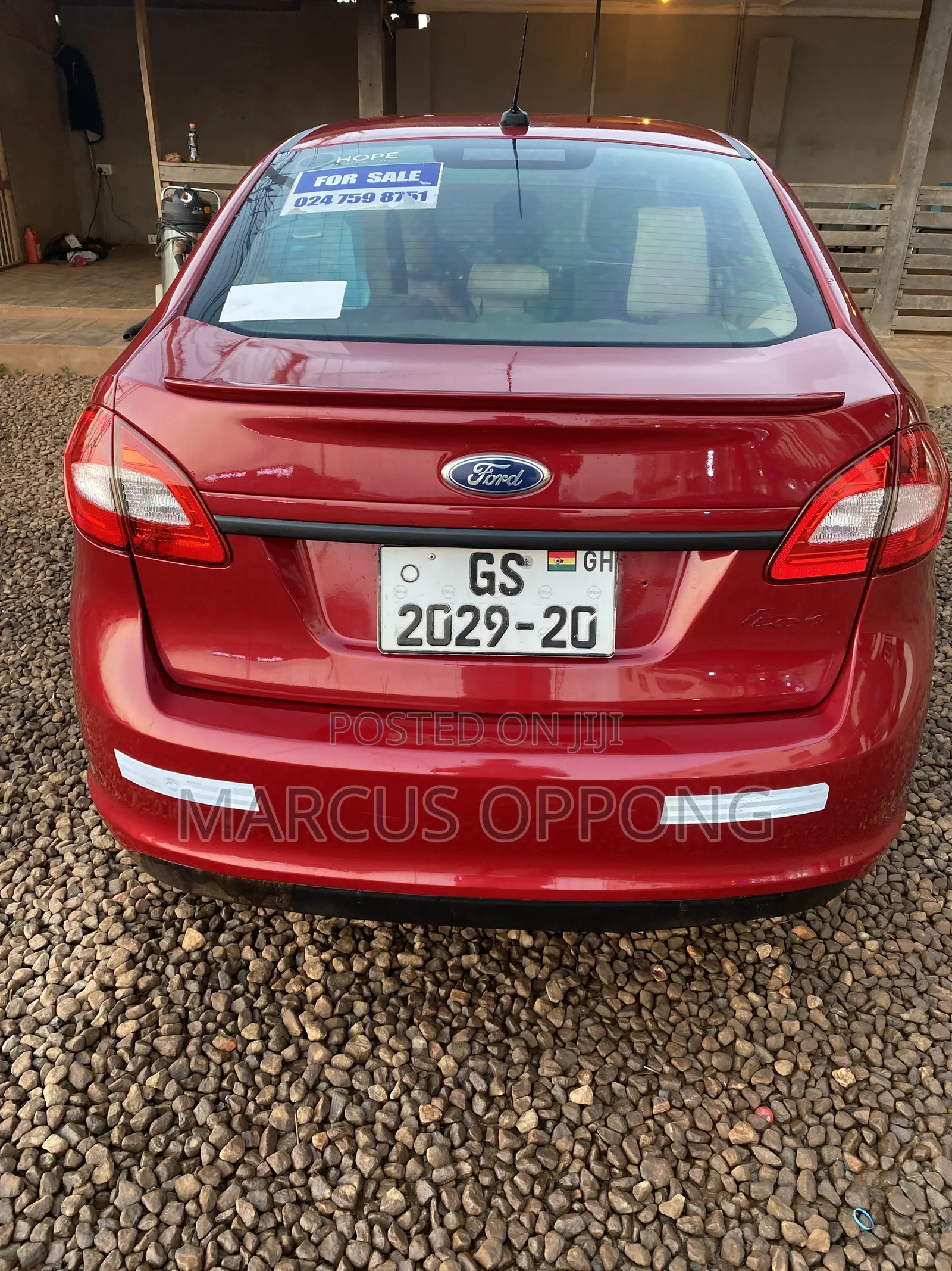 Ford Fiesta SE Sedan 2012 Red