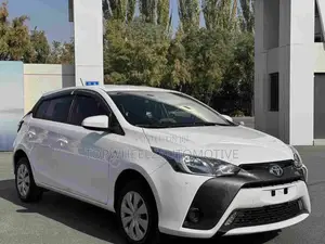 Toyota Yaris 2017 White