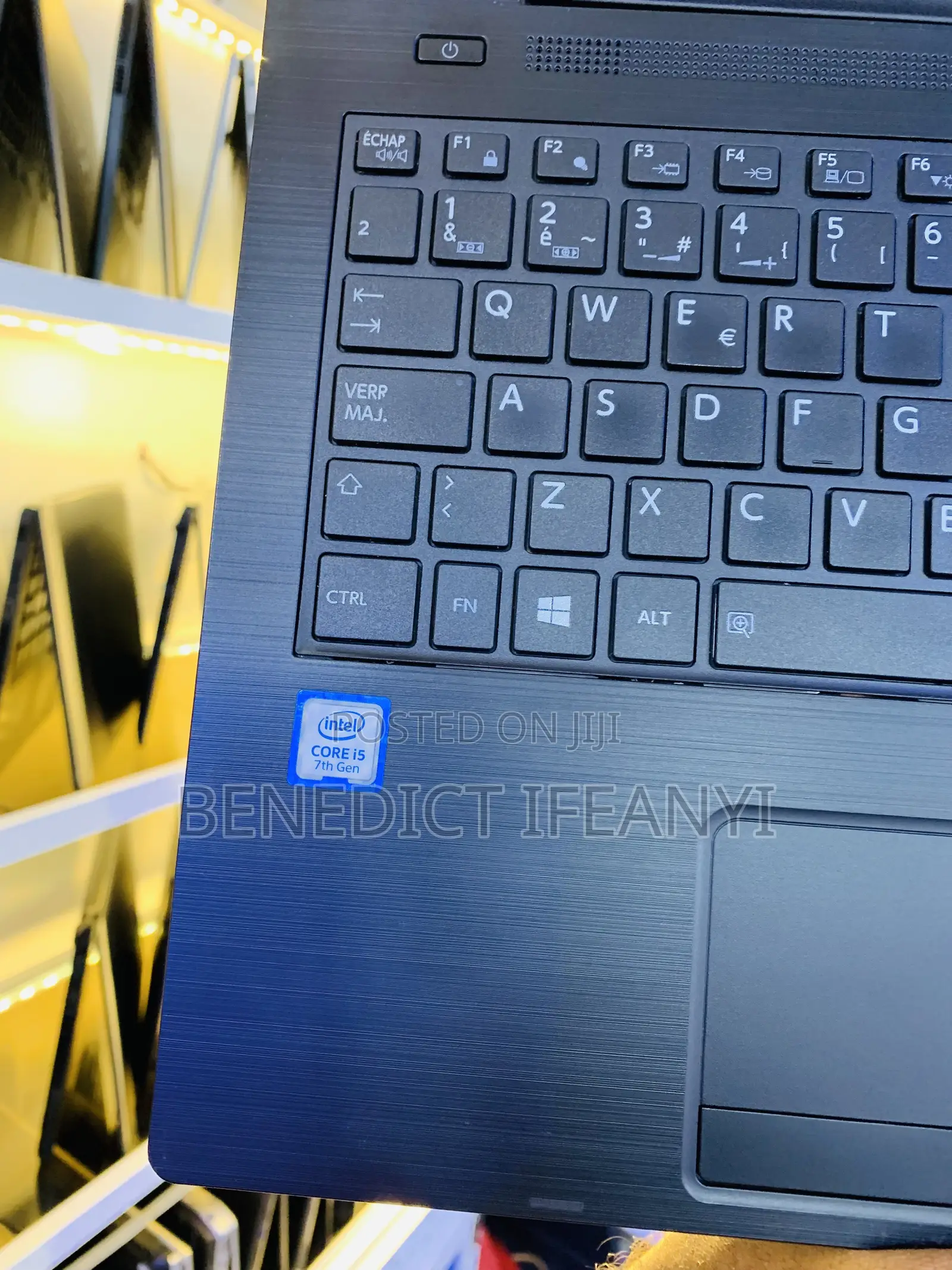 Laptop Toshiba Satellite Pro A300 8GB Intel Core i5 SSD 256GB