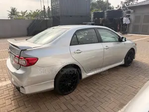 Toyota Corolla S 4dr Sedan (1.8L 4cyl 4A) 2013 Silver