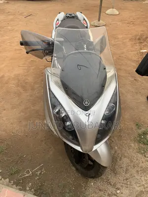 Yamaha 2022 Gray