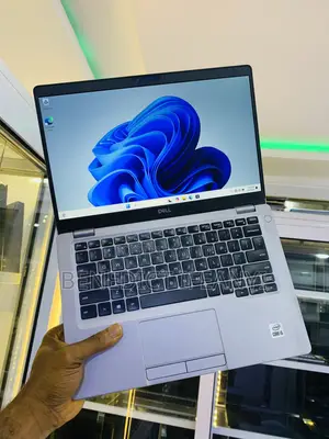 Laptop Dell Latitude 5310 8GB Intel Core i5 SSD 256GB
