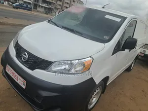 Nissan NV200 2015 White