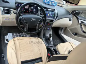 Hyundai Elantra Limited 4dr Sedan (1.8L 4cyl 6A) 2014 Silver