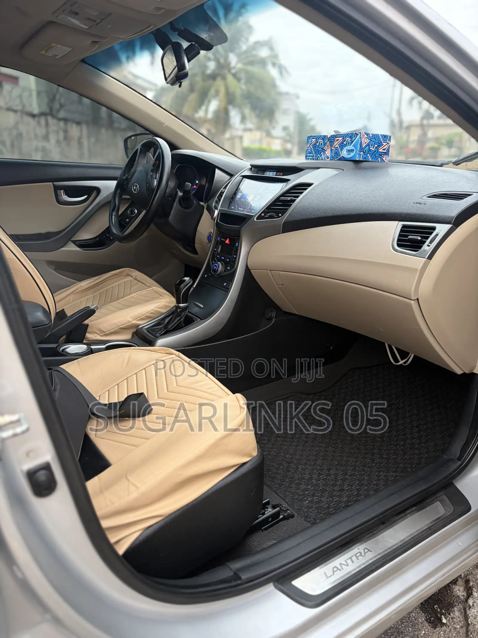 Hyundai Elantra Limited 4dr Sedan (1.8L 4cyl 6A) 2014 Silver