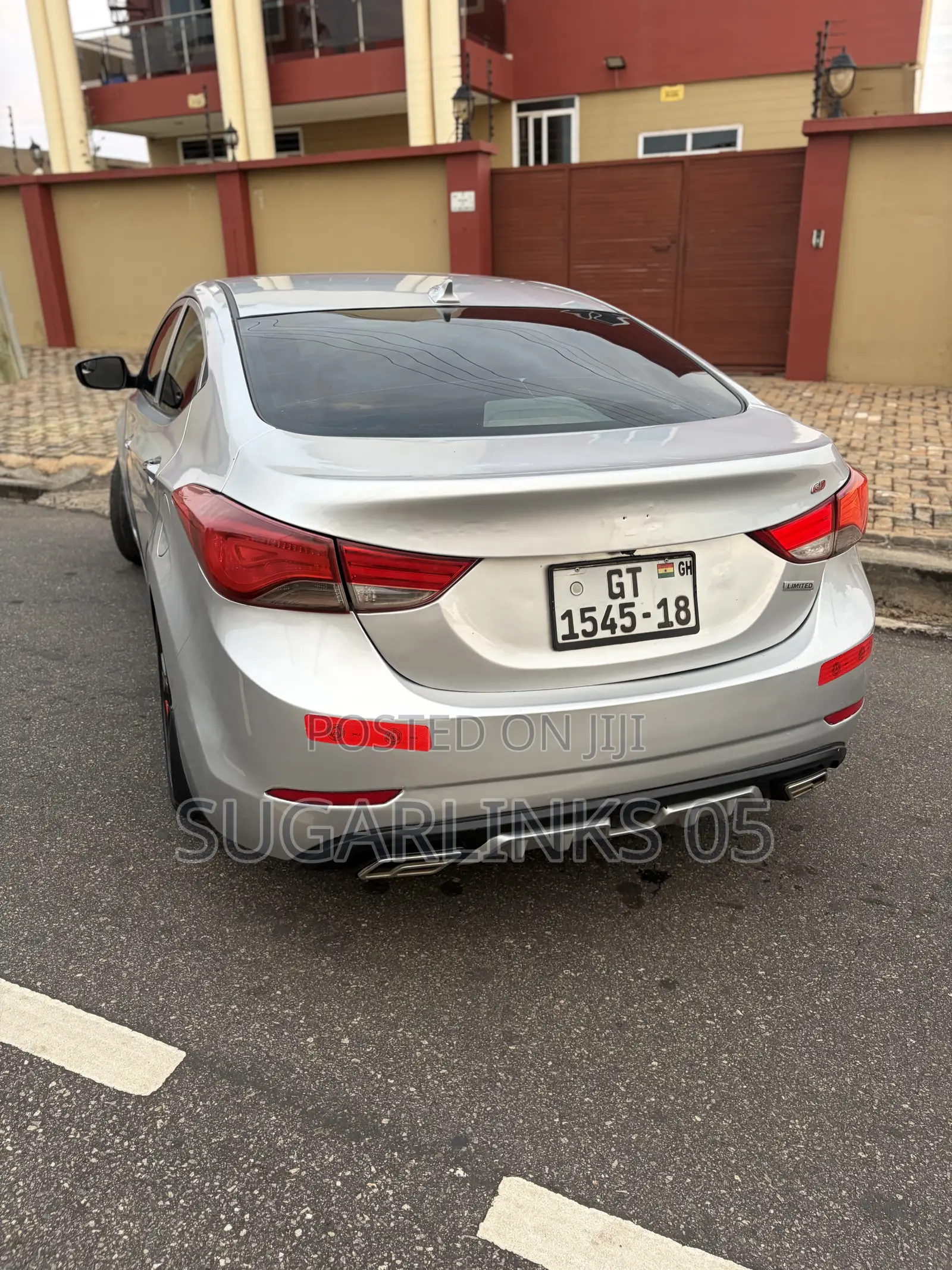 Hyundai Elantra Limited 4dr Sedan (1.8L 4cyl 6A) 2014 Silver