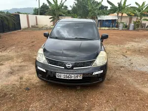 Nissan Versa 2010 Black