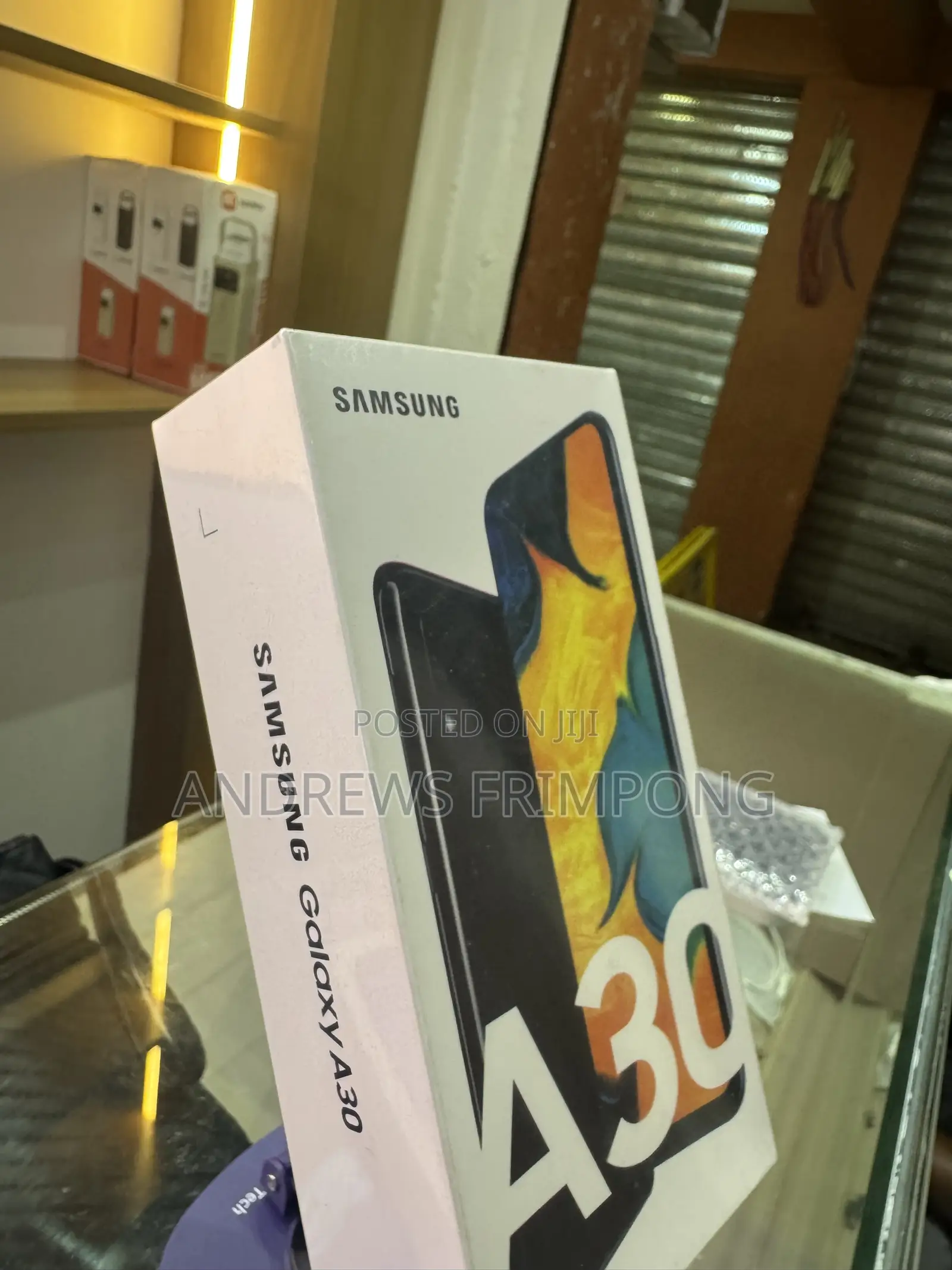 New Samsung Galaxy A30 64 GB Black