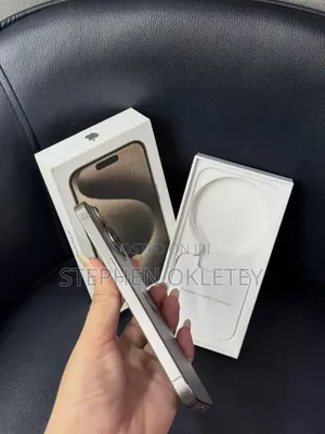 Apple iPhone 15 Pro Max 256 GB Silver