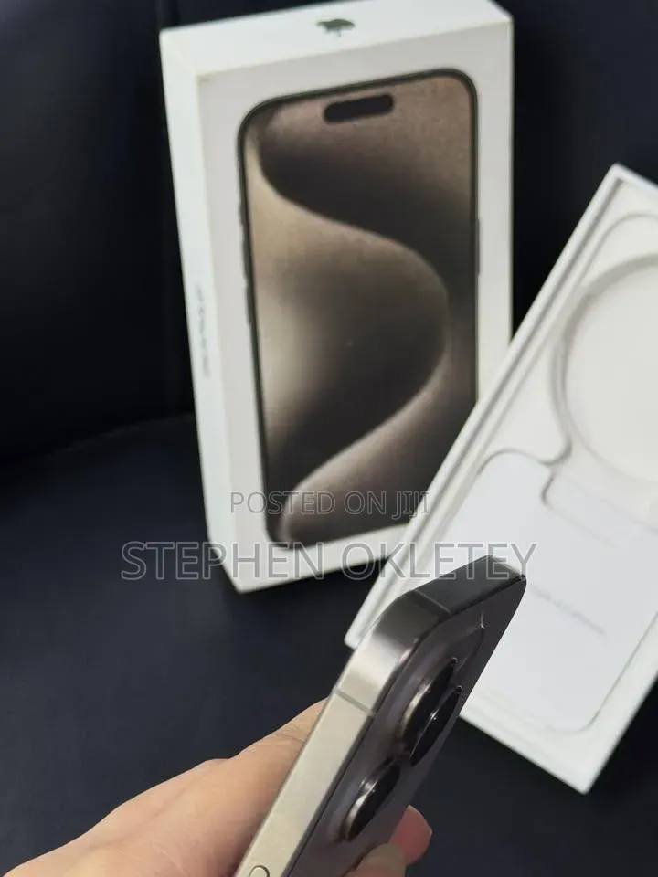 Apple iPhone 15 Pro Max 256 GB Silver