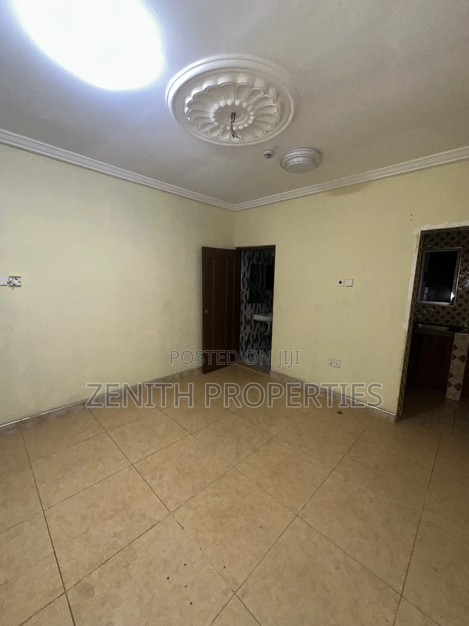 1bdrm Apartment in Zenith Realty, Old Barrier for rent