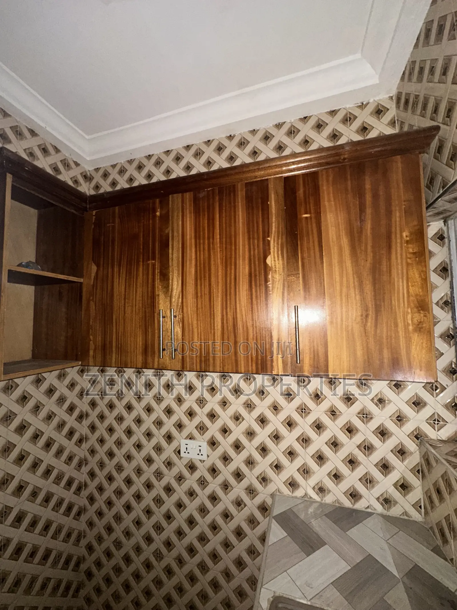1bdrm Apartment in Zenith Realty, Old Barrier for rent