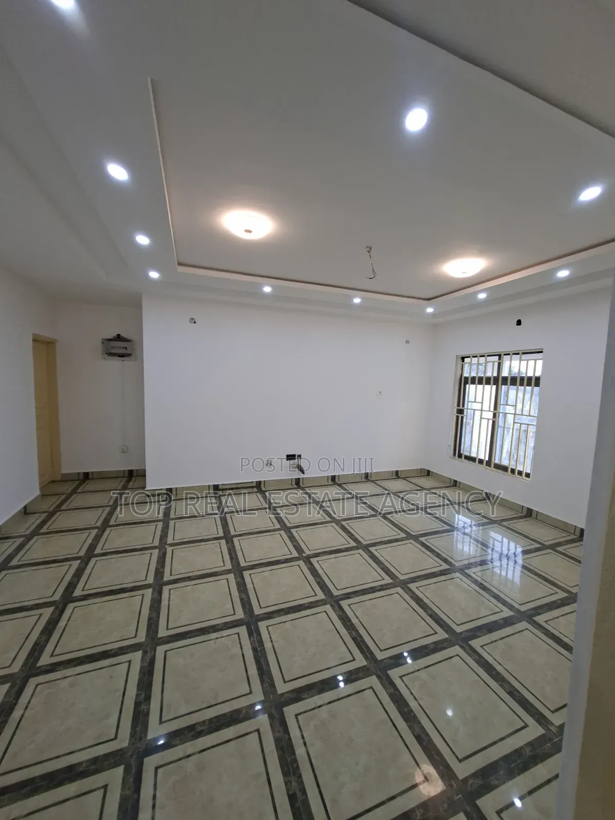 3bdrm Apartment in Westland / Kiseiman, Ga East Municipal for rent