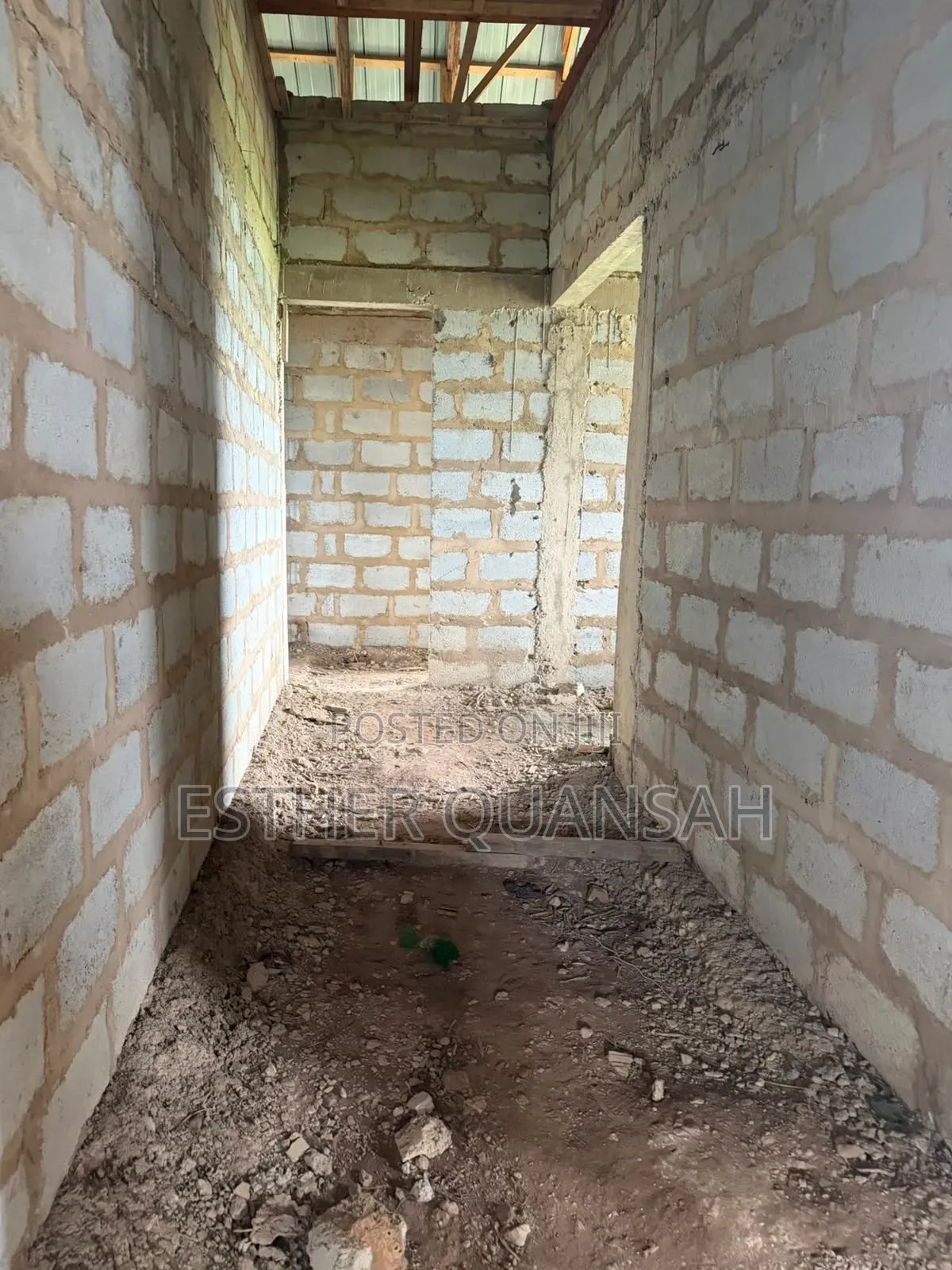 5bdrm House in Jesus Christ, Amasaman for sale