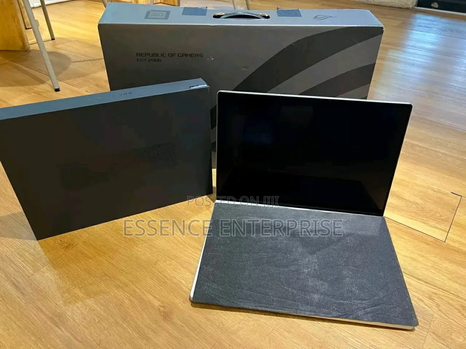 New Laptop Asus ROG Zephyrus G16 32GB Intel Core Ultra 9 SSD 1T