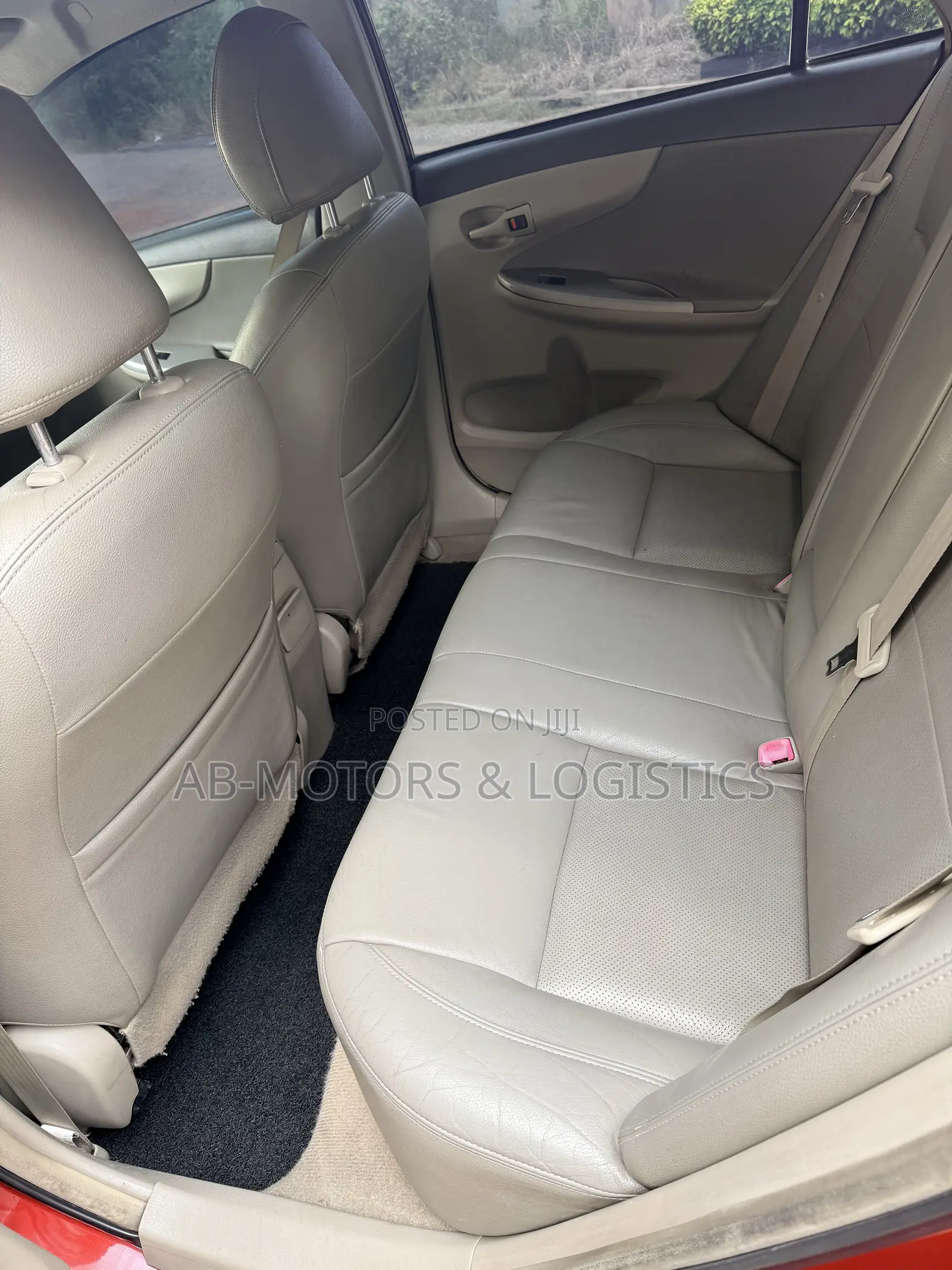 Toyota Corolla Altis 2010 Maroon
