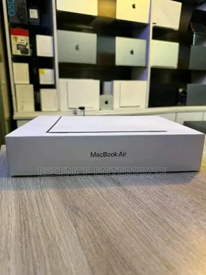 Laptop Apple MacBook Air 2025 M4 16GB Apple M5 SSD 512GB