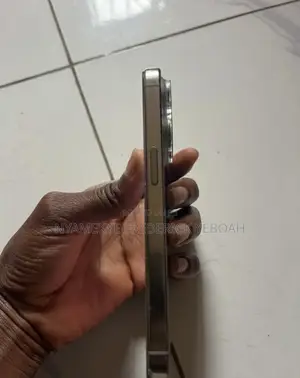 Apple iPhone 15 Pro 512 GB Gray