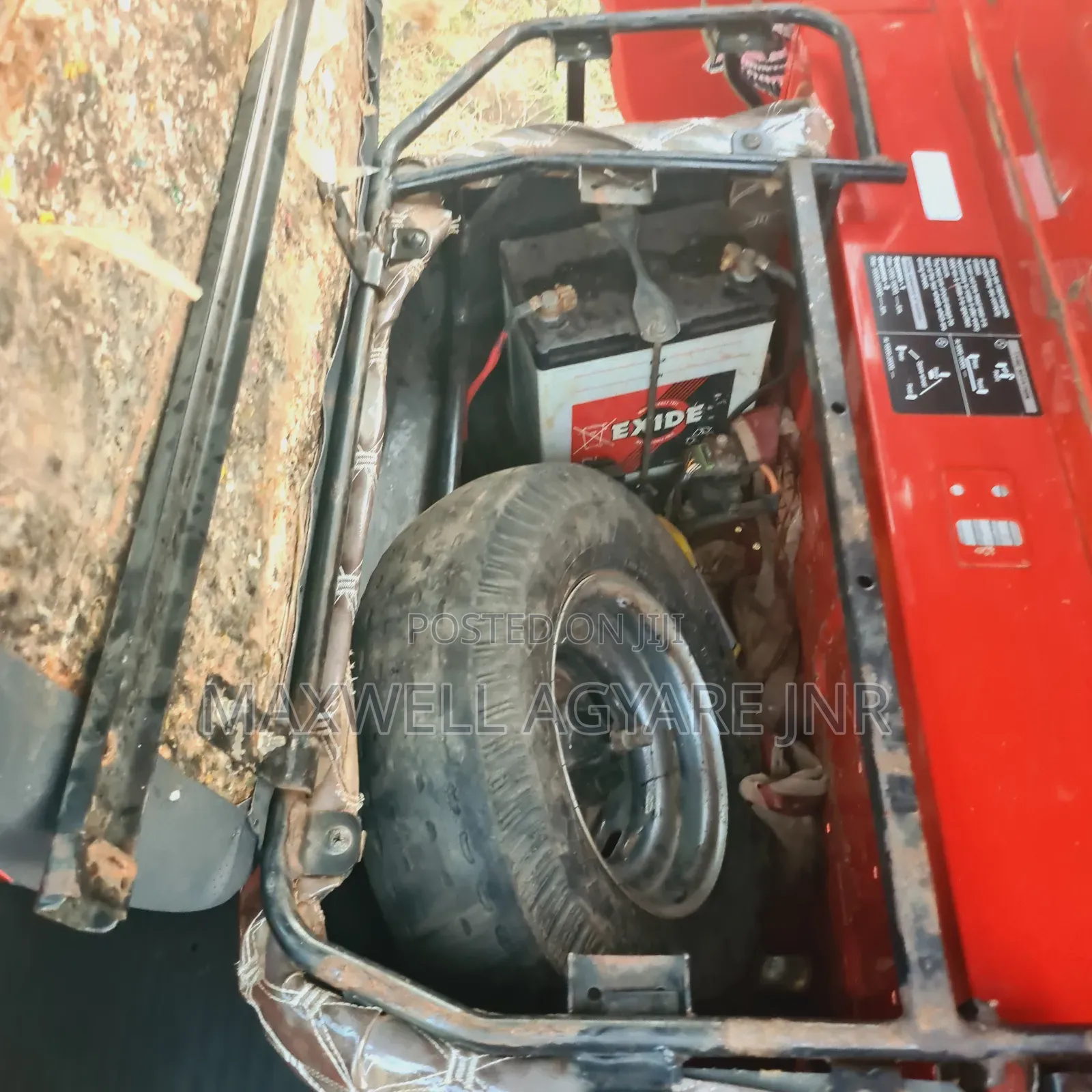 Bajaj RE 2025 Red