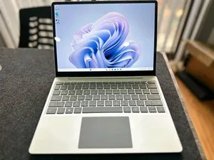 New Laptop Microsoft Surface Laptop Go 2 16GB Intel Core i5 SSD 512GB
