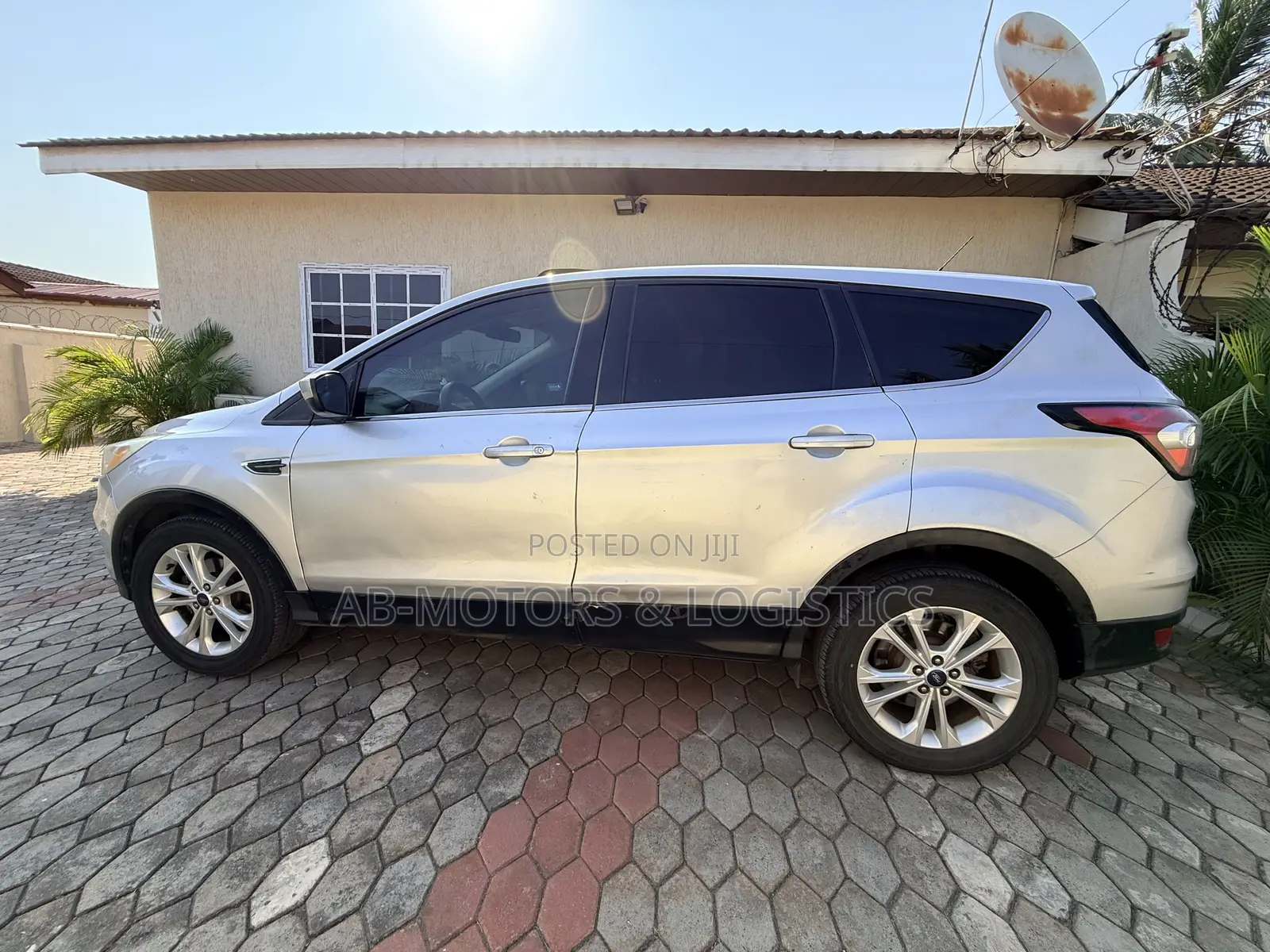 Ford Escape SE FWD 2017 Gray