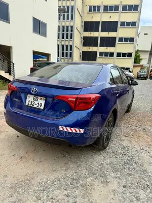 Toyota Corolla 2014 Blue