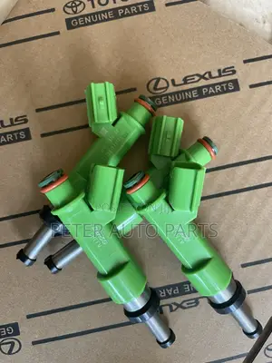Toyota Camry 2012-15 Fuel Injectors, 4 Set. Original Japan.